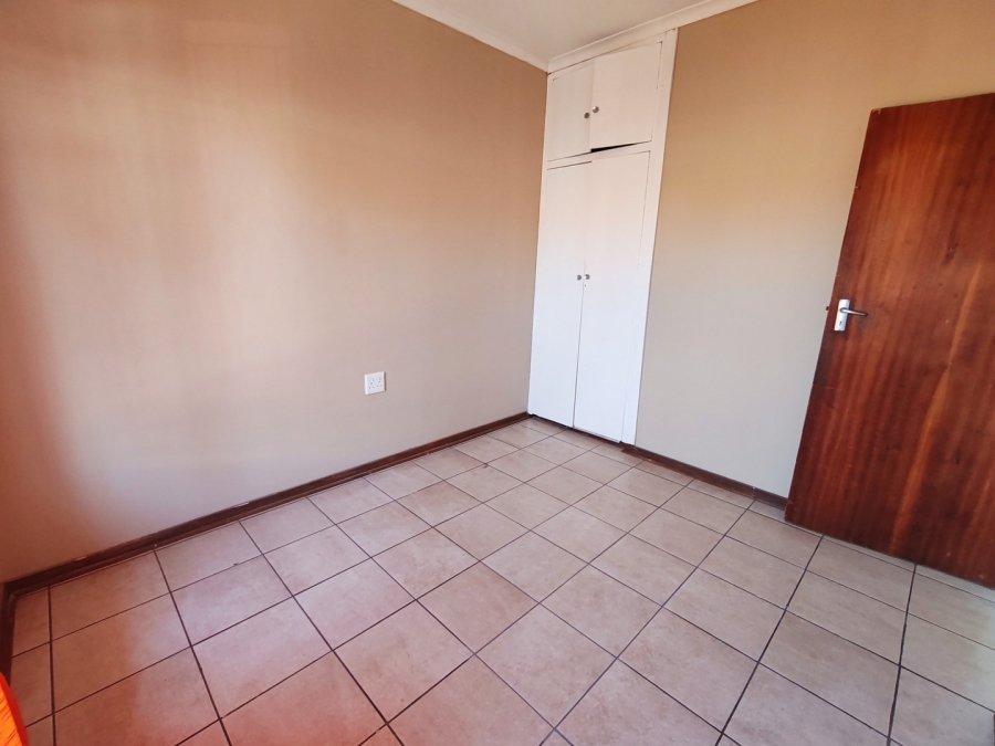 2 Bedroom Property for Sale in Potchefstroom North West